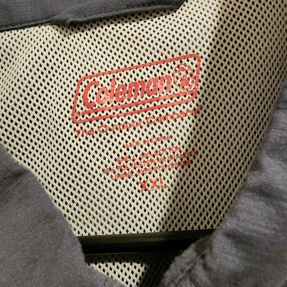 Coleman button up shirt - Picture 2 of 3